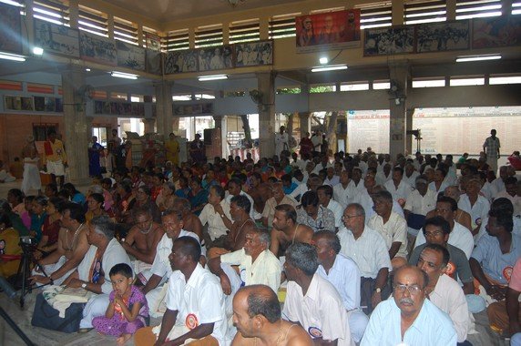 Tirukkoil Vazhipattu Kuzhu